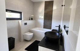 Duplex de vanzare, 103 mp, teren 285 mp, zona Gilau