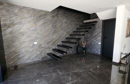 Duplex de vanzare, 103 mp, teren 285 mp, zona Gilau