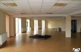 Spatiu superfinisat, 200 mp, in zona autogarii!