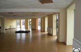 Spatiu superfinisat, 200 mp, in zona autogarii!