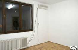 110 mp la parter, zona Piata Cipariu!