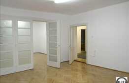 110 mp la parter, zona Piata Cipariu!