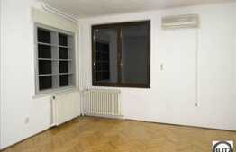 110 mp la parter, zona Piata Cipariu!