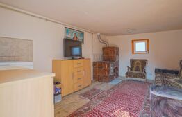 Casa cu 2 apartamente, 210 mp, teren 800 mp, zona Rasnov