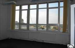 550 mp, spatiu renovat in zona P-ta 1 Mai !