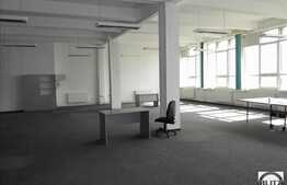 550 mp, spatiu renovat in zona P-ta 1 Mai !