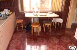 Apartament la casa/vila, zona ultracentrala. 86 mp plus 110 mp pod mansardabil!