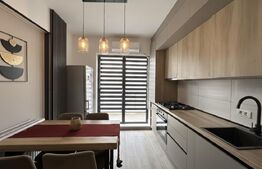 Apartament 2 camere , lux , etaj 1 , parcare , Ultracentral