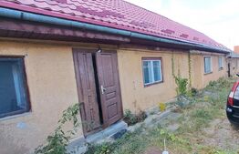 Casă de vânzare în Săcele – 4 camere, 2 intrări separate, teren 468 mp