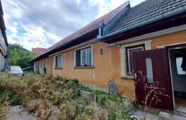 Casă de vânzare în Săcele – 4 camere, 2 intrări separate, teren 468 mp