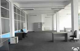 550 mp, spatiu renovat in zona Piata 1 Mai !