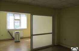 Spatiu birouri, 80 mp, locuri de parcare, semicentral