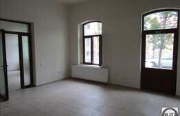 Spatiu pentru  birouri sau cabinete, zona centrala!