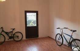 Spatiu pentru birouri, 100 mp, acces facil, zona semicentrala