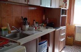 Apartamen 3 camere, 54 mp, zona Ghimbav