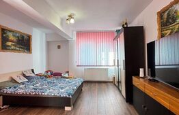 Apartament 2 camere, 62 mp, decomandat, parcare, 2 balcoane, Eroilor