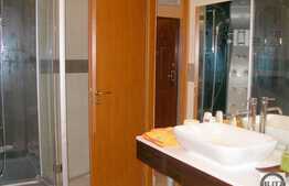 Inchiriere apartament 2 camere, 70 mp utili plus terasa de 30 mp, cu loc parcare