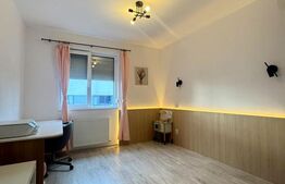 Apartament 3 camere, 75mp, terasă, etaj 3, zona Sub Cetate