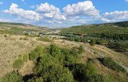 Teren extravilan, 2200 mp, zona BAciu - SunGarden 