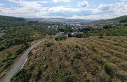 Teren extravilan, 2200 mp, zona BAciu - SunGarden 