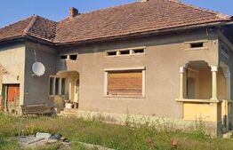 Casa 100 mp, teren 2350 mp, Sat Lisa