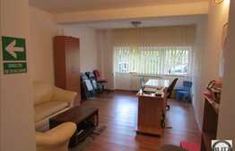 Spatiu pentru birouri situat in zona centrala.