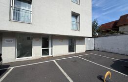 Spatiu comercial de inchiriat , zona Centrala , 62 mp , parter , parcare