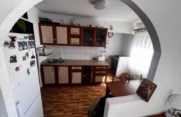 Apartament 3 camere, 72 mp, Codlea