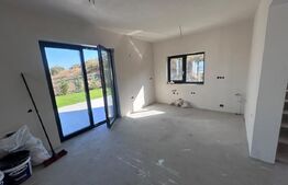 Casa de vanzare, 214 mp, teren 458 mp, zona Dezmir