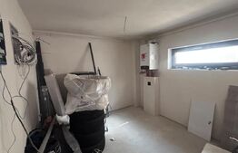 Casa de vanzare, 214 mp, teren 458 mp, zona Dezmir