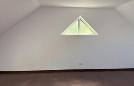 Casa de vaznare, 190 mp, teren 922 mp, zona Codlea