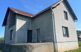 Casa cu 5 camere, 320.47 mp, zona Boldut 