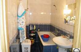 3 camere de vanzare,  terasa 20 mp, zona Calea Manastur