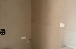 Apartament cu 3 camere, 72.20 mp, zona Semicentral 