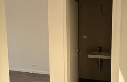 Apartament cu 3 camere, 72.20 mp, zona Semicentral 