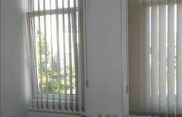 Un spatiu de 74 mp, un mic sediu de firma.