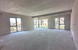Apartament 4 camere, 125 mp, zona Andrei Muresanu