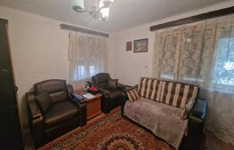 Casa de vanzare, 119 mp, teren 5.300 mp, zona Mihaiesti