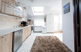 Apartament 3 camere, 58.40 mp, strada Florilor