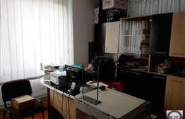 Spatiu pentru birouri, 80 mp, acces facil