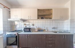 Apartament cu 2 camere decomandat de inchiriat Str.Bucuresti, 60mp