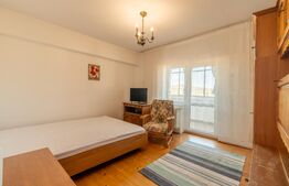 Apartament cu 2 camere decomandat de inchiriat Str.Bucuresti, 60mp