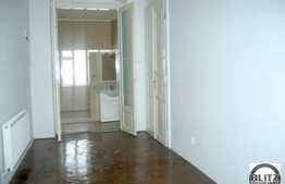 Spatiu birou 90mp, 2 incaperi + balcon, finisat modern