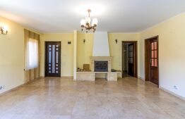9 camere, 5 bai, spatiu hobby, gradina, garaj,locatie buna