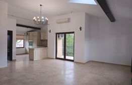 9 camere, 5 bai, spatiu hobby, gradina, garaj,locatie buna