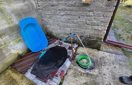 Casa 3 camere, 55 mp, teren 23.000 mp, zona pitoreasca-Poiana Marului