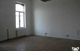 Spatiu de birouri in zona TEATRULUI NATIONAL / 5 euro mp