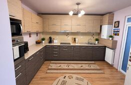 Apartament 2 camere, 61mp, parcare, etaj intermediar