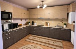 Apartament 2 camere, 61mp, parcare, etaj intermediar