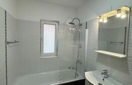 Apartament 2 camere, parcare, zona Teilor